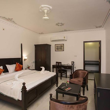 מלון אודייפור Hill Garden Retreat חדר תמונה